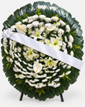 Coroa de flores 002 - branco e creme - Jardim do Pêssego